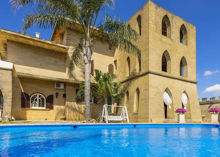 Full'house וילה ראקאלה